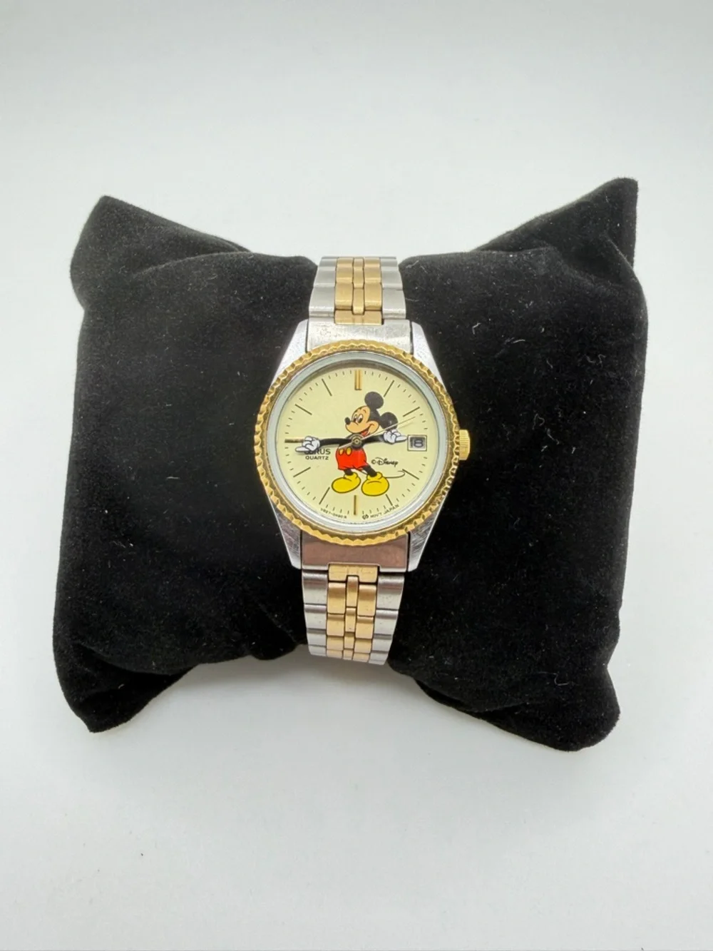 Vintage Lorus Seiko Ladies Disney/Mickey Mouse‎ two tone stainless steel watch!